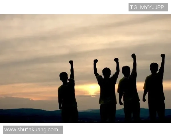 独行侠精神与个人奋斗的力量探析：从孤独到辉煌的心路历程