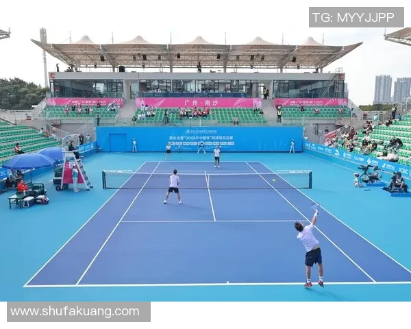 网球赛场上的激情对决与技术较量探索顶级选手背后的训练与心理战